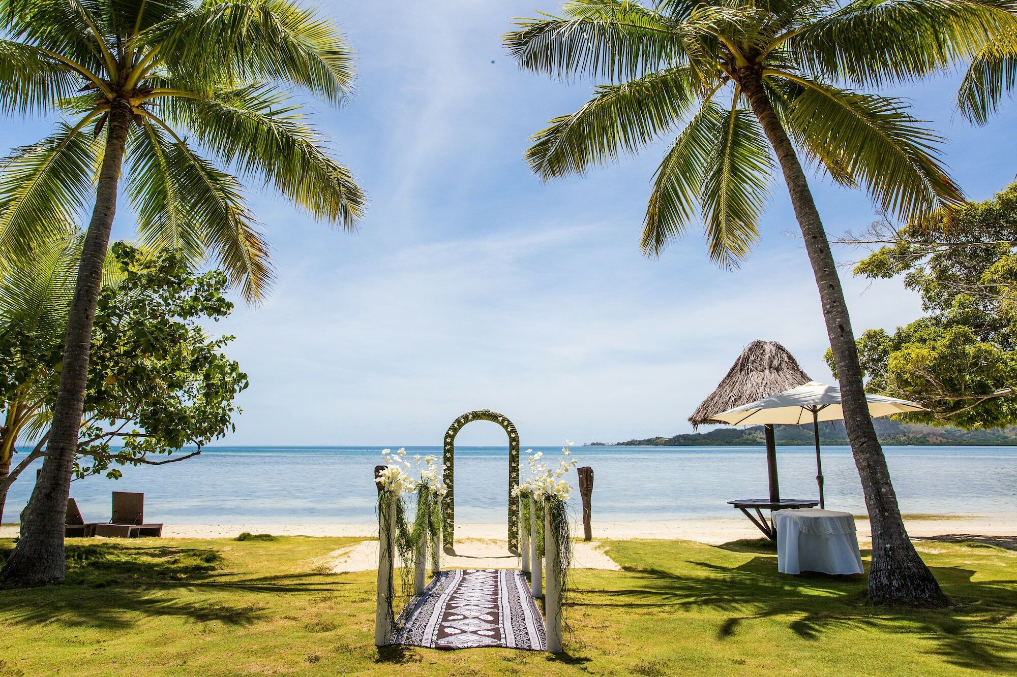 Lomani Island & (adults Only) Resort